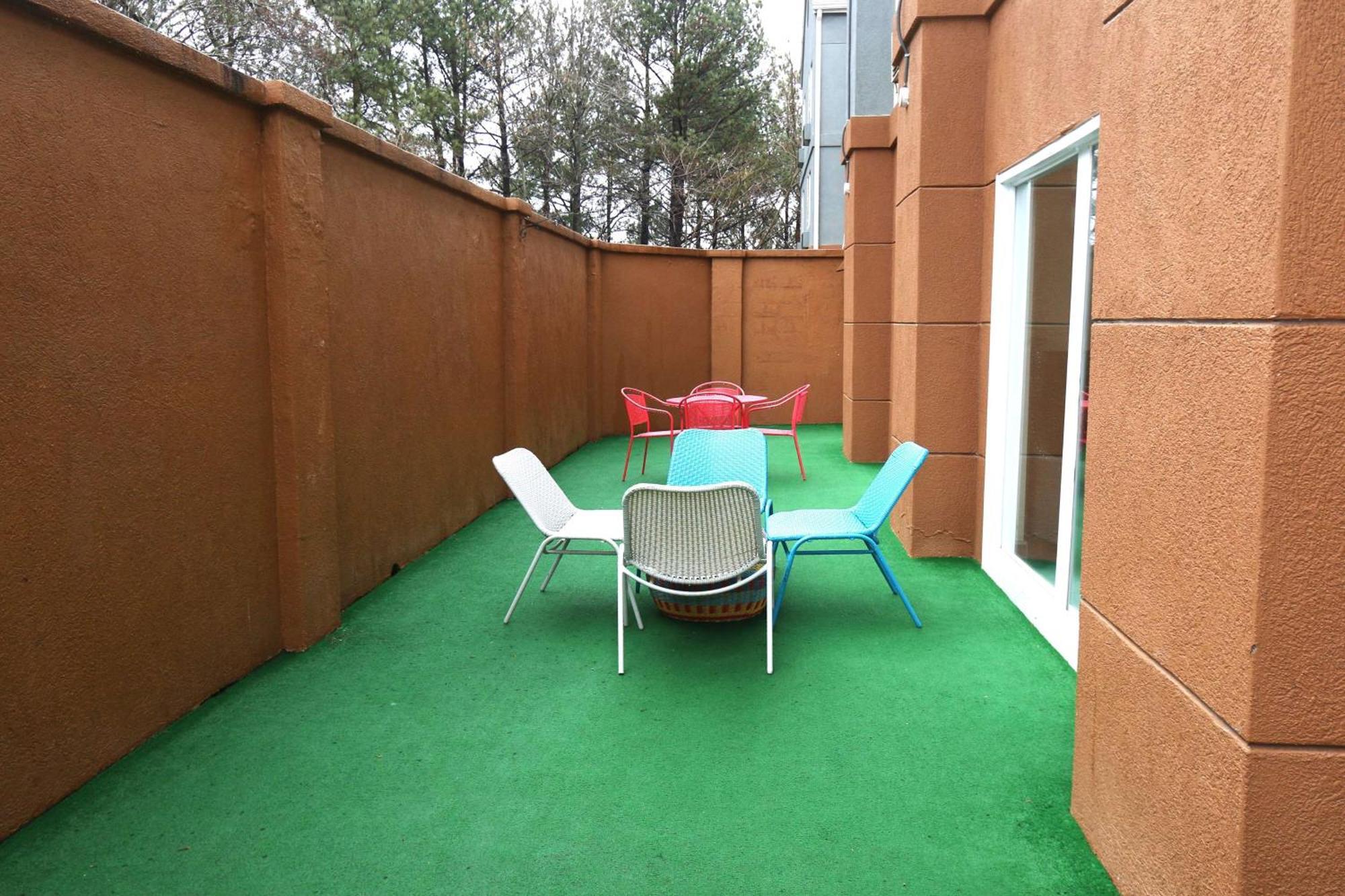 מלון Baymont By Wyndham Lithia Springs Atlanta מראה חיצוני תמונה